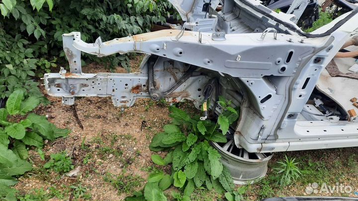 Левый передний лонжеронИнфинити QX70