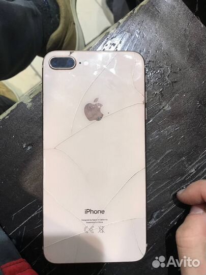 iPhone 8 Plus, 128 ГБ