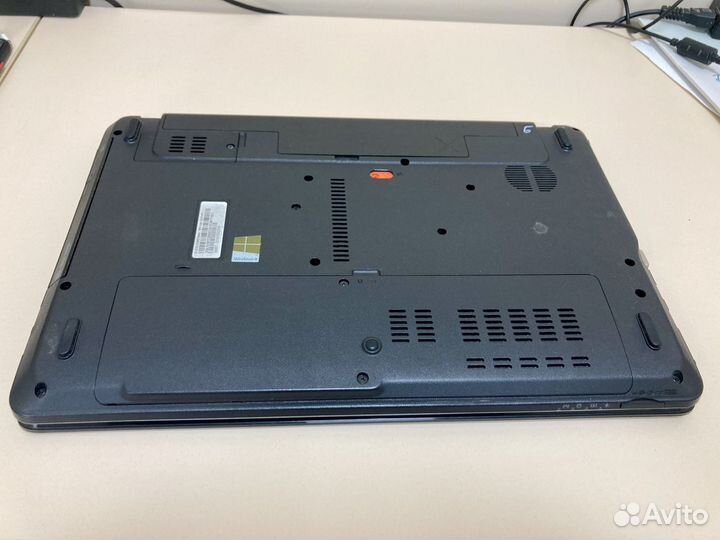 Ноутбук acer aspire e1-571g