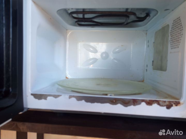 Микроволновка с грилем бу