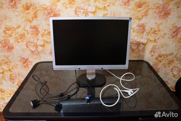 Монитор Philips Brilliance 245P full HD TN