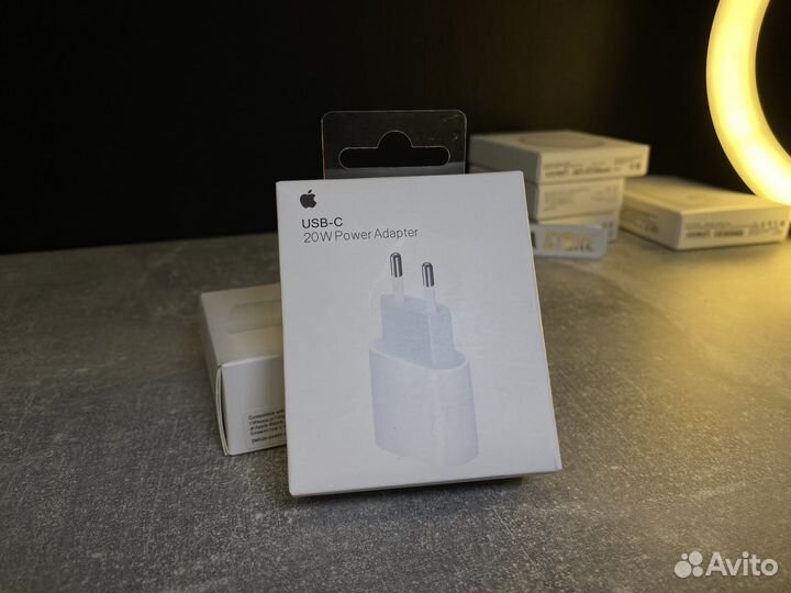 Быстрая зарядка для iPhone 20w