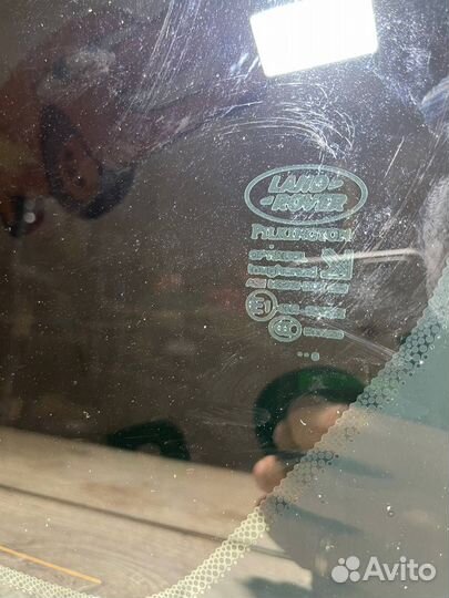 Стекло боковое(глухое)форточка левая,правая Land