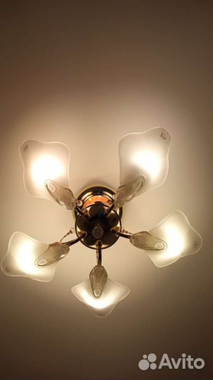 Люстра потолочная