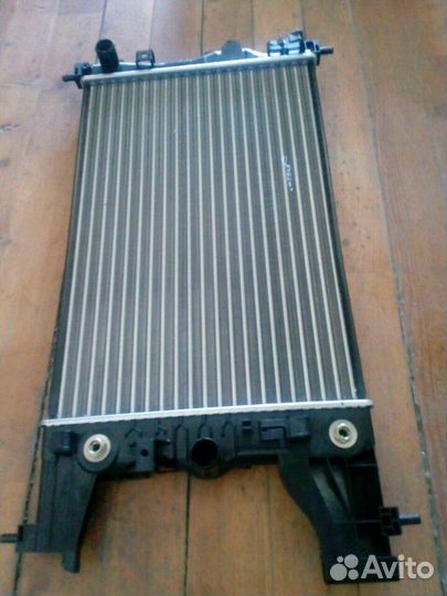 Радиатор Шевроле Круз 09-17 г.в. под автомат