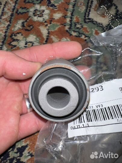 Сайлентблок амортизатора переднего Паджеро 3 4