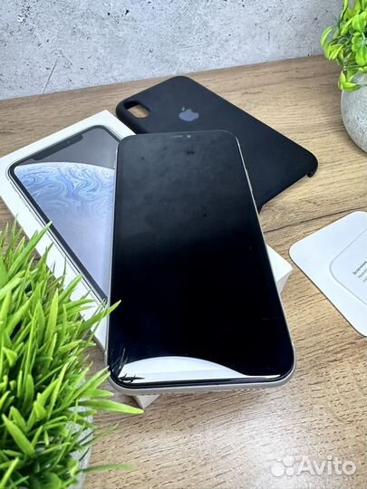iPhone Xr, 64 ГБ