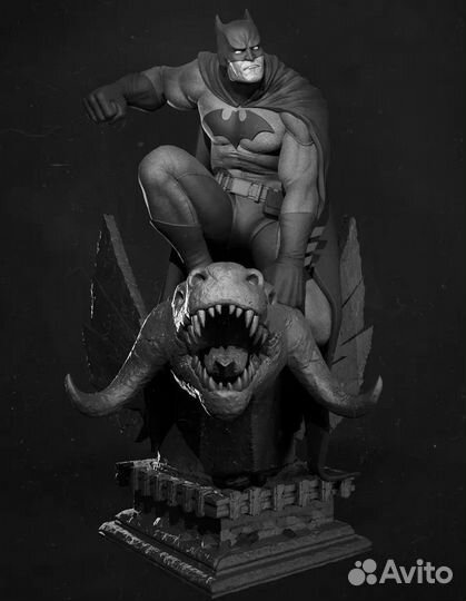 Фигурка бэтмен