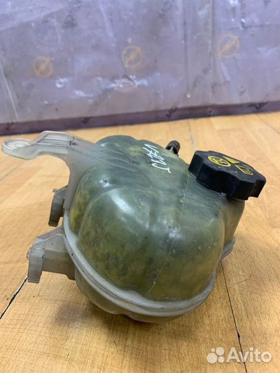 Бачок расширительный Opel Corsa D