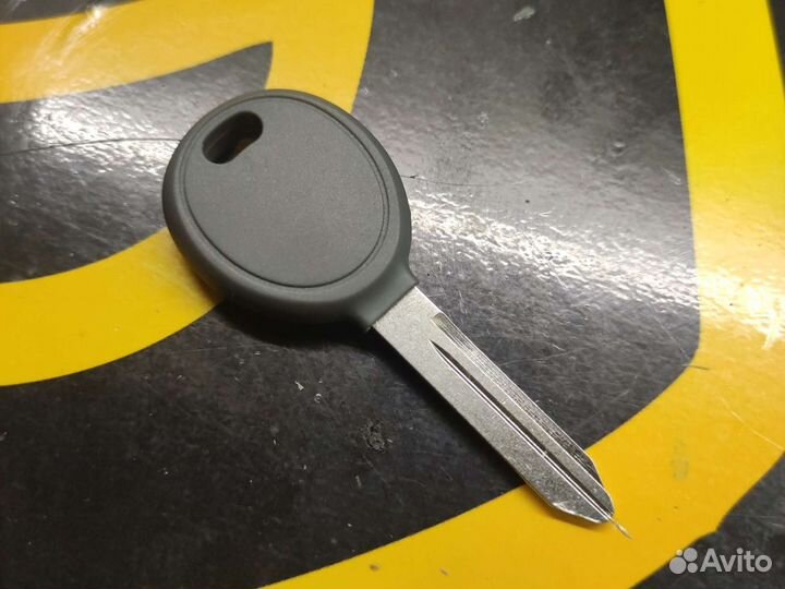 Ключ зажигания Dodge