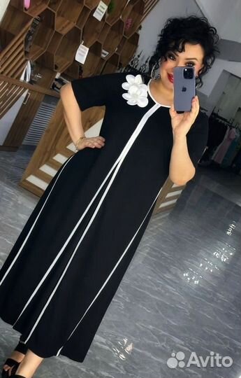 Платье 56 58 новое с брошью