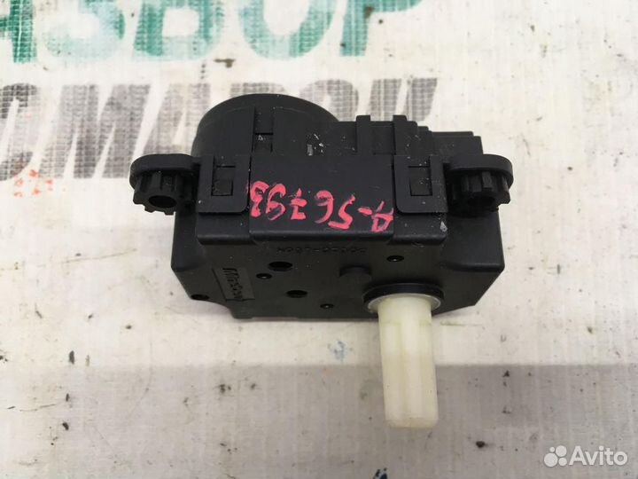 Моторчик заслонки печки для Mitsubishi Outlander 3