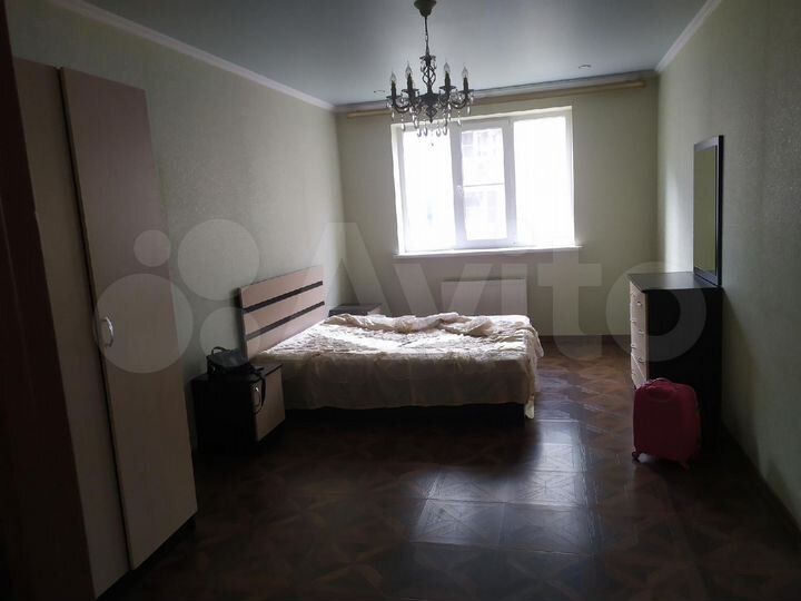 2-к. квартира, 82 м², 3/8 эт.