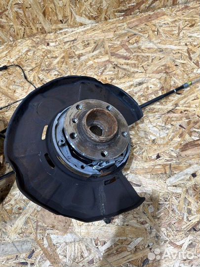 Кулак задний Bmw 4 Серия F36