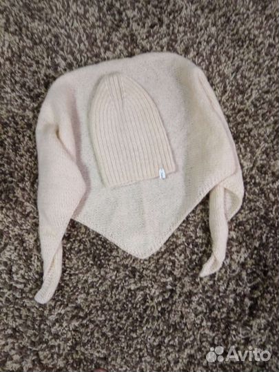 Шапка женская и платок