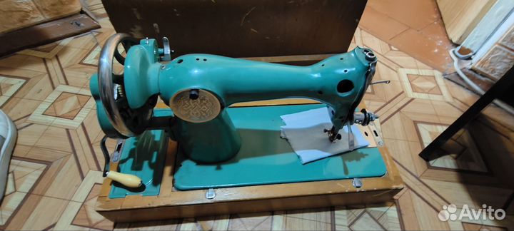 Швейная машинка