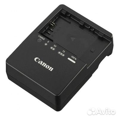 Зарядное устройство Canon / Nikon / Sony