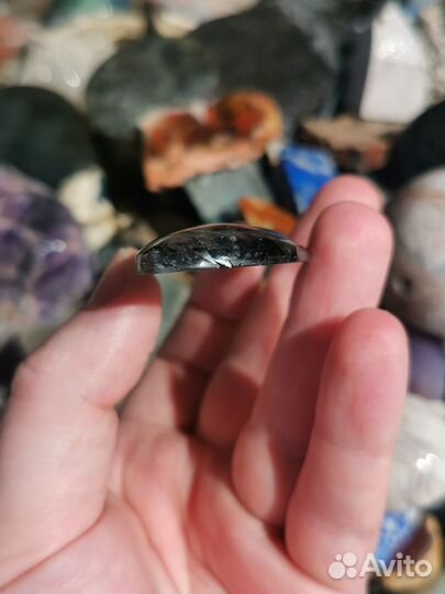 Шерл в Горном Хрустале, кабошон