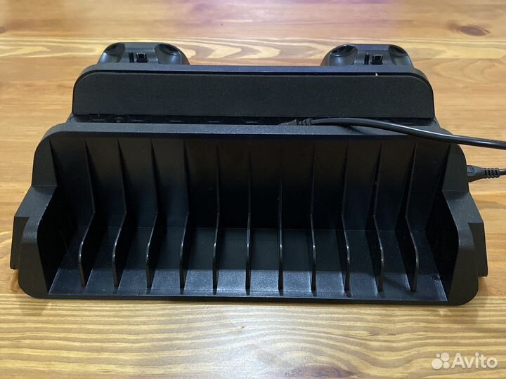 Зарядная станнция для Playstation 4