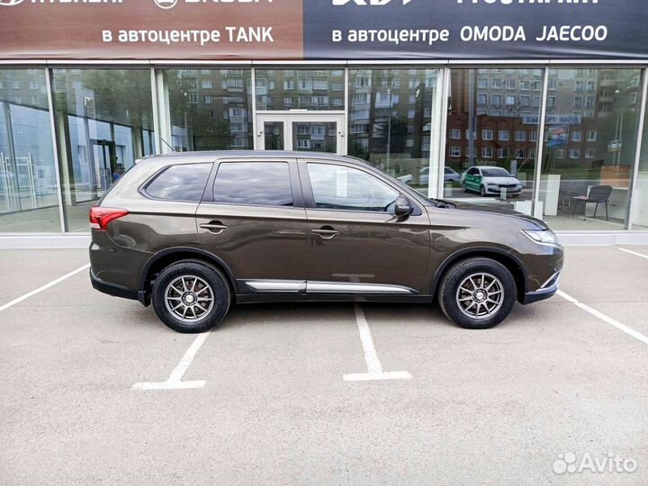 Mitsubishi Outlander 2.0 CVT, 2016, 212 873 км