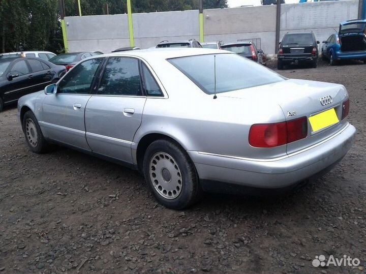 Разбор на запчасти Audi A8 (D2)