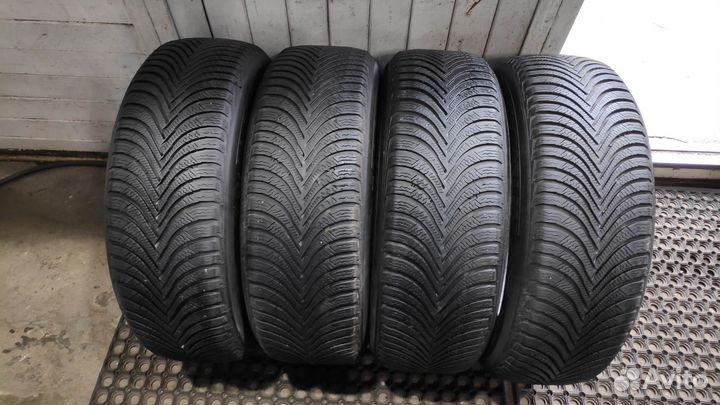 Michelin Alpin 5 215/65 R17 99H
