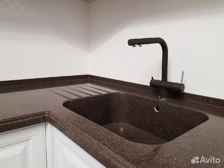 Столешница из натурального камня