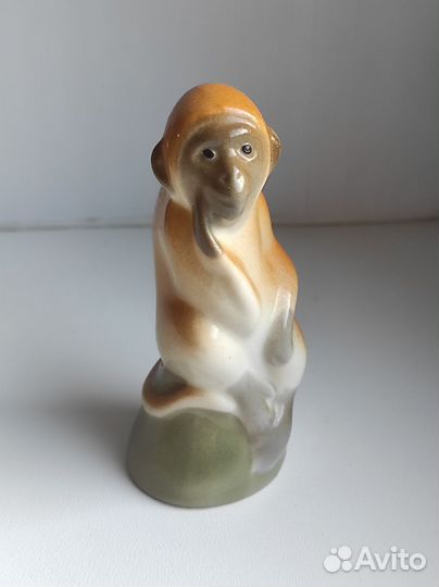 Статуэтка Обезьянка, фарфор, лфз, СССР