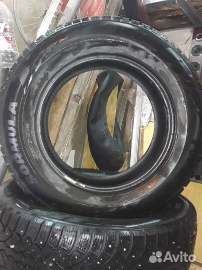 Formula Ice 215/65 R16 102