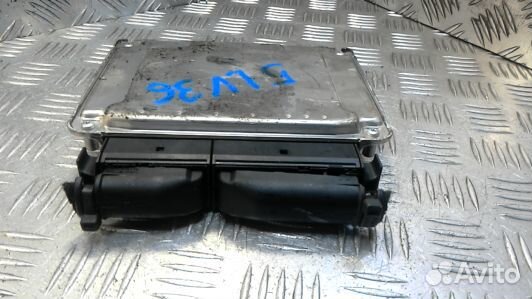 Блок управления двс volkswagen passat B5 (5LV36PC0
