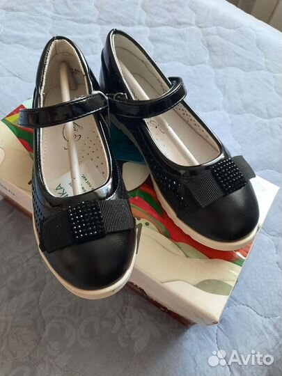 Туфли для девочки 29 размер черные