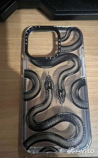 Чехол на iPhone