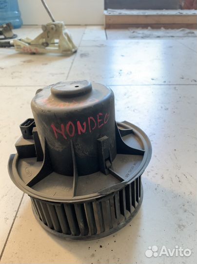 Моторчик печки Ford Mondeo