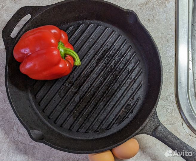 Большая сковорода гриль чугун (центр)