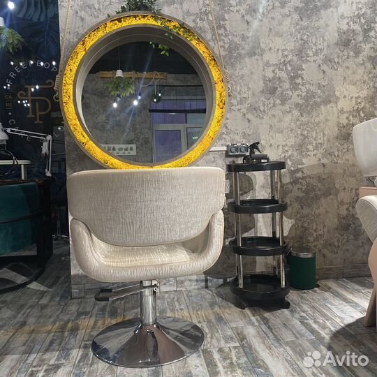 Зеркало с подсветкой