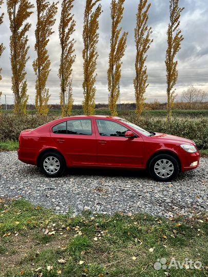 Skoda Octavia 1.6 МТ, 2011, 110 000 км
