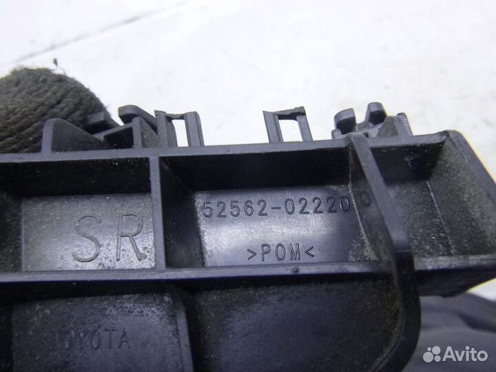 Кронштейн заднего бампера toyota corolla E18 2013