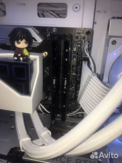 Материнская плата lga 1200 b560