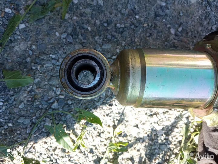 Амортизатор