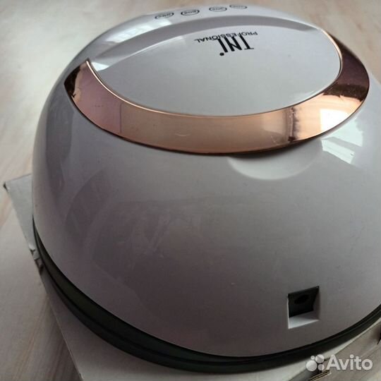 UV/LED Лампа для маникюра