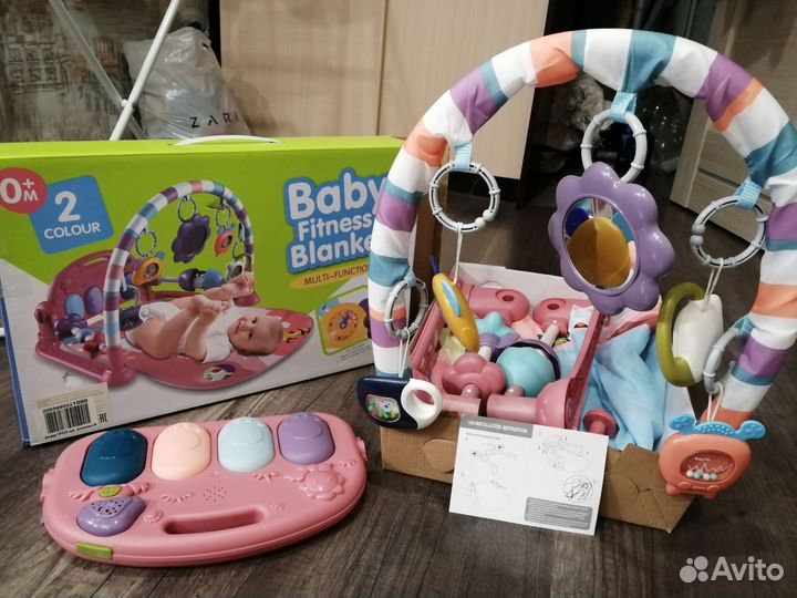 Развивающий игровой коврик с дугой