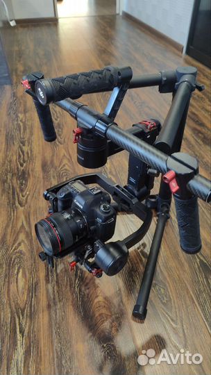 Электронный стабилизатор для камеры dji ronin M