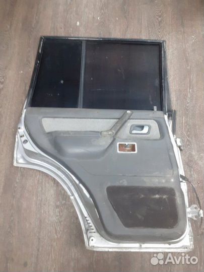 Дверь задняя левая Mitsubishi Pajero V78W