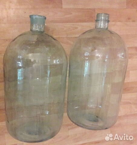 Бутылка стеклянная 20-25 литров