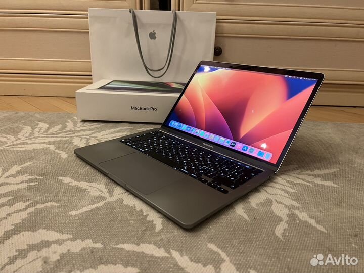 MacBook Pro 13 M1 16Gb 512Gb Ростест в идеале