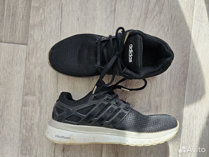 Кроссовки adidas оригинальные