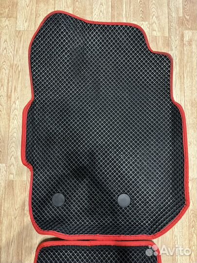 Eva коврик на Reno Kaptur