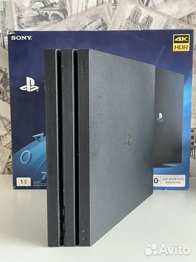 Sony Playstation 4 Pro / FIFA 23 / UFC 4 / NHL 23