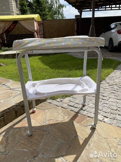 Ванночка и пеленальный столик Mothercare