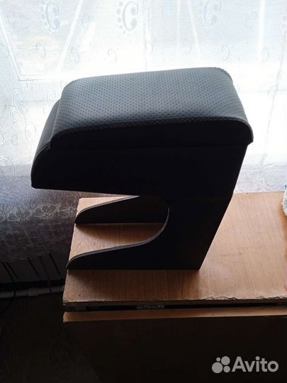 Подлокотник ларгус ланос логан акцент Гетц 2110